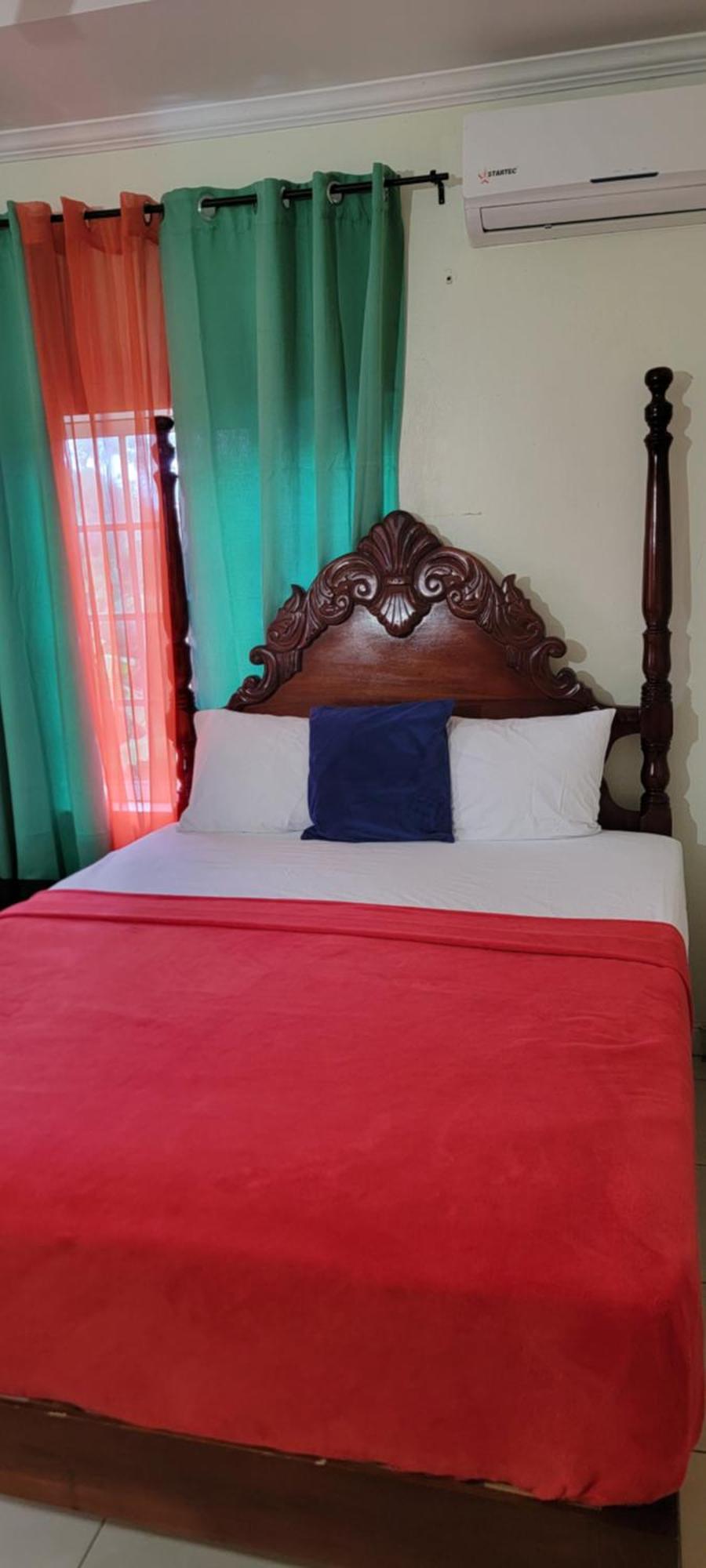 Wizzy Apartment White River Ocho Rios Ngoại thất bức ảnh