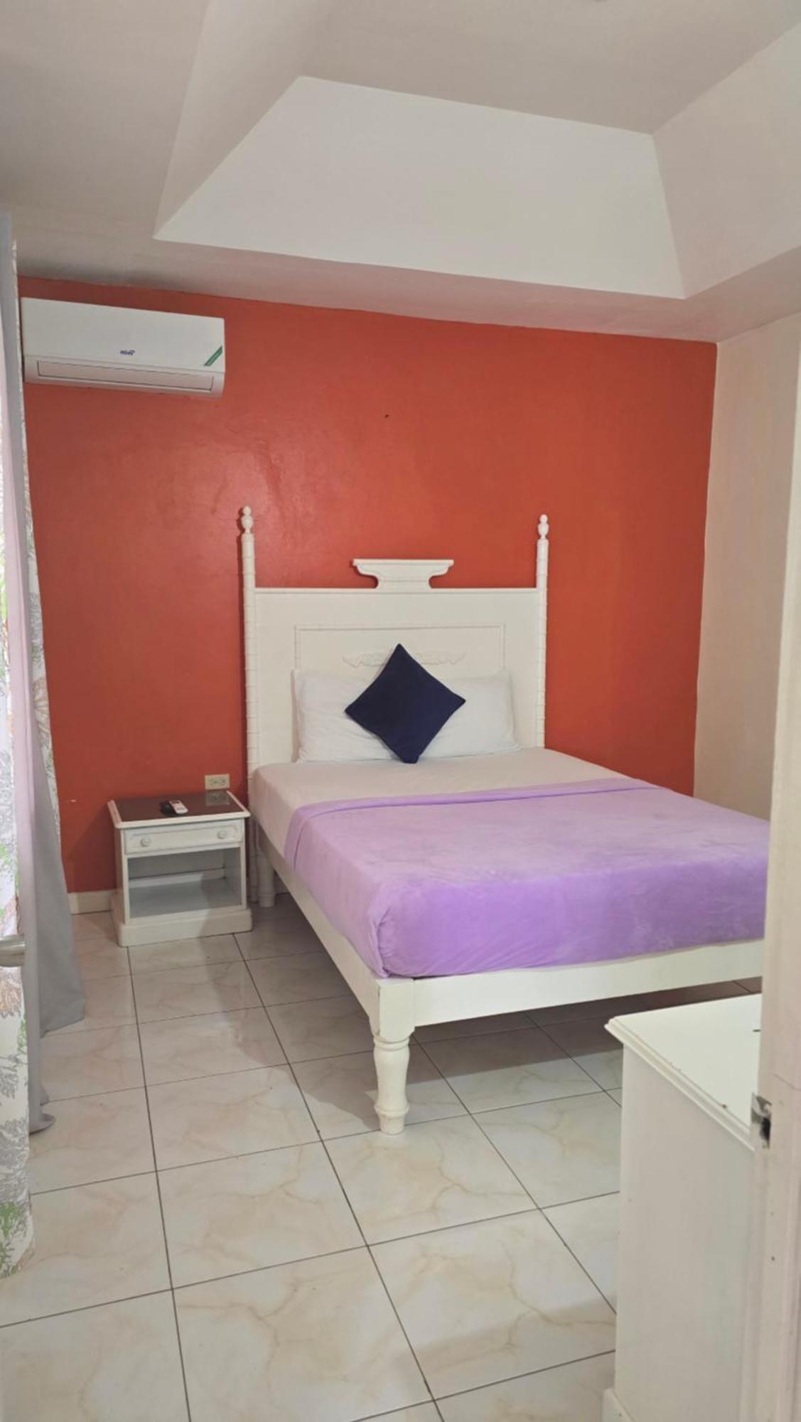 Wizzy Apartment White River Ocho Rios Ngoại thất bức ảnh